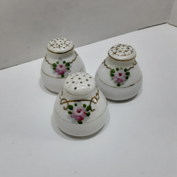 3 Pretty Porcelain Salt & Pepper Shakers Pink Roses Vintage Cottagecore - Picture 5 of 5